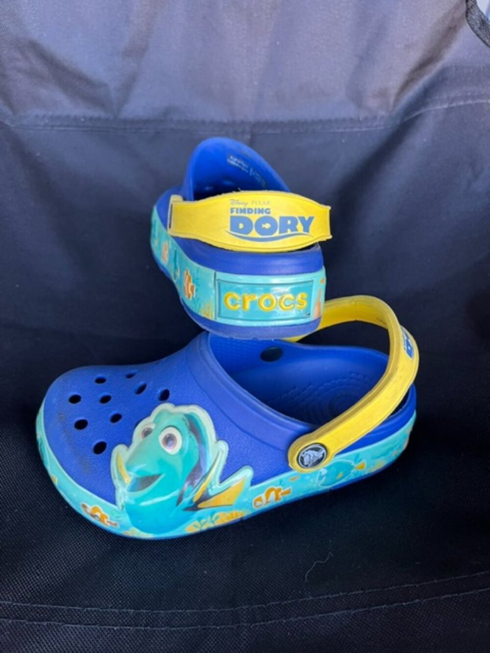 Finding Dory Crocs